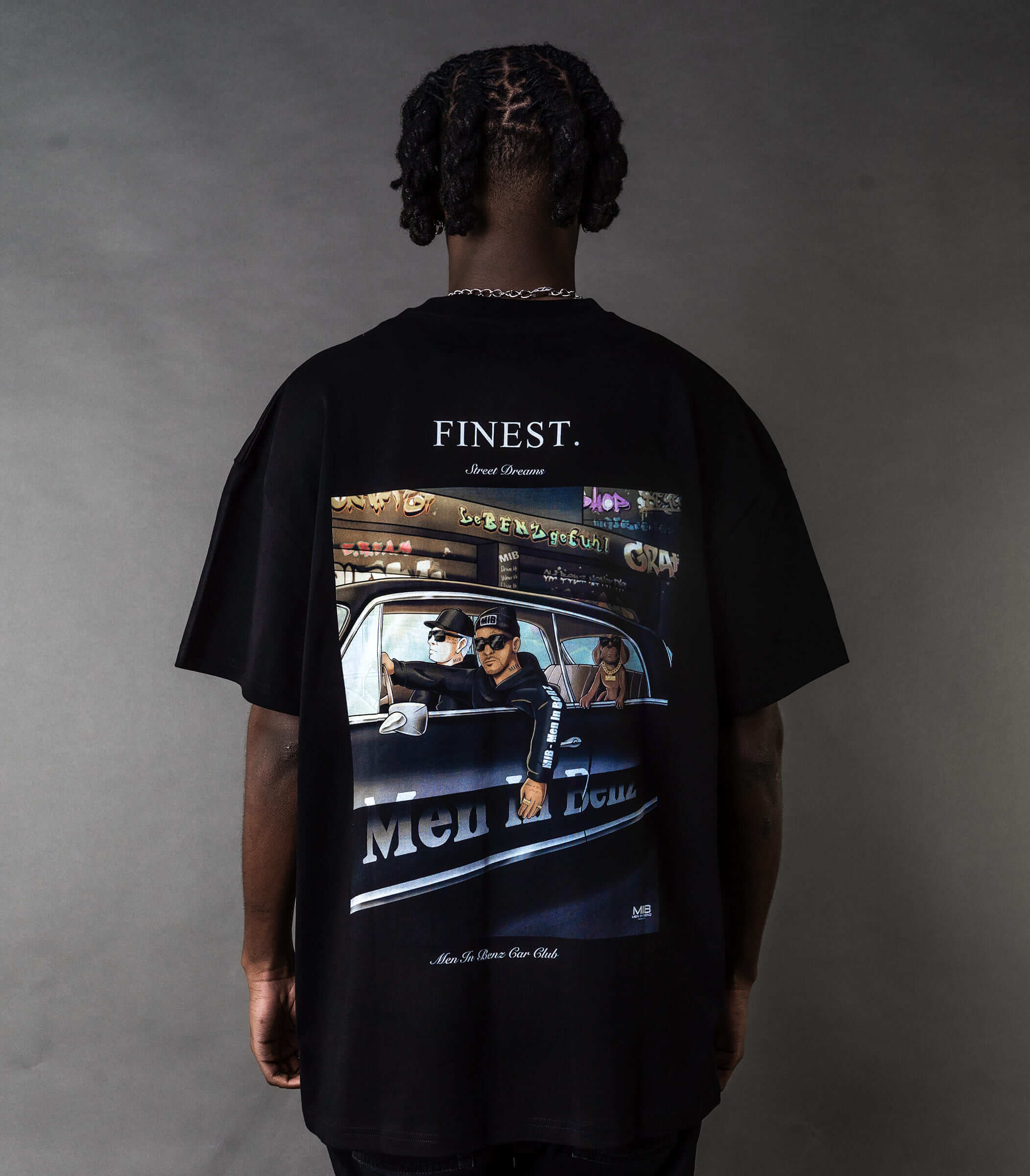 MIB Street Art T-Shirt