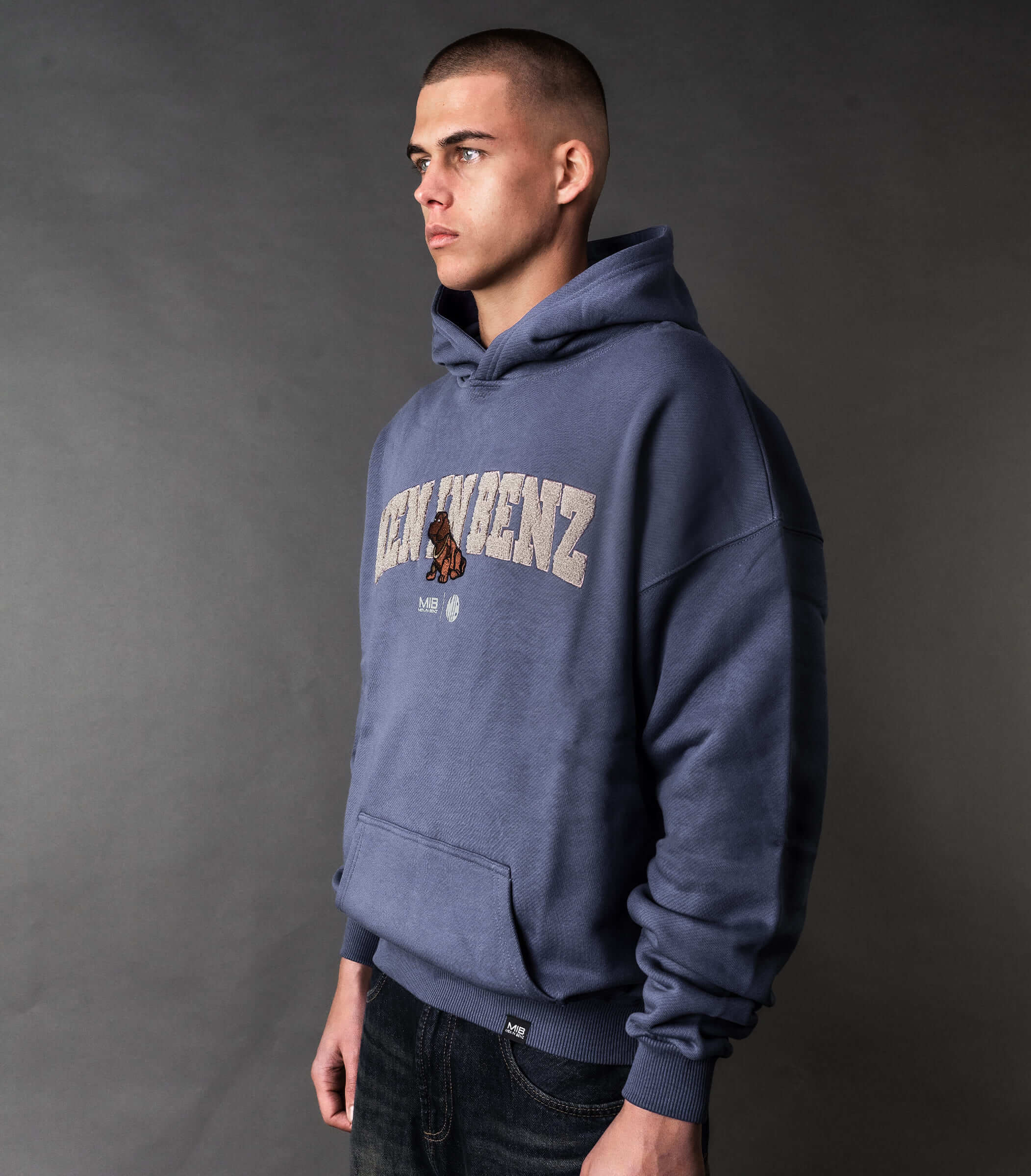 MIB Essential Hoodie - blau